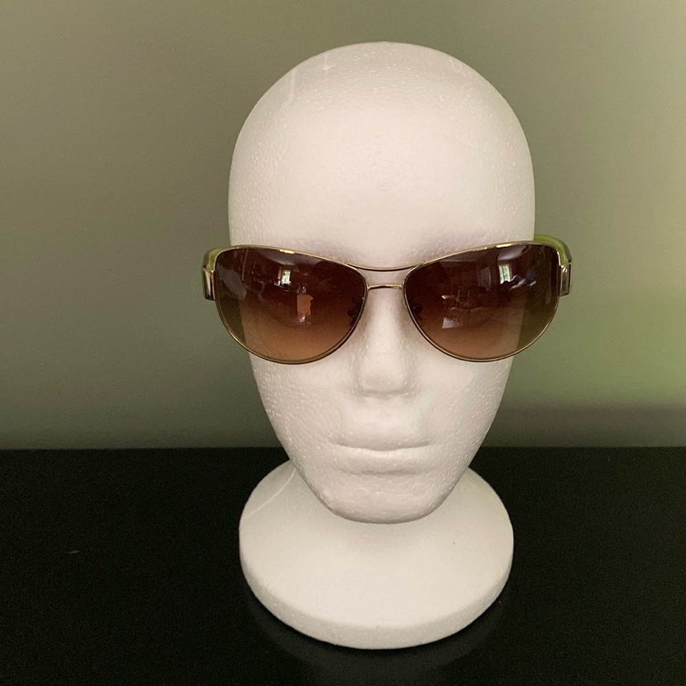 COACH SUNGLASSES 😎